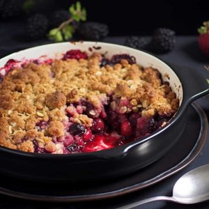 gooseberry and blackcurrant crumble